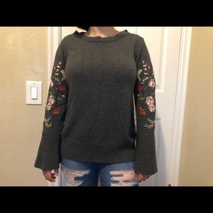 Sweaters - Bell sleeve floral sweater Sweaters - Bell sleeve floral sweater